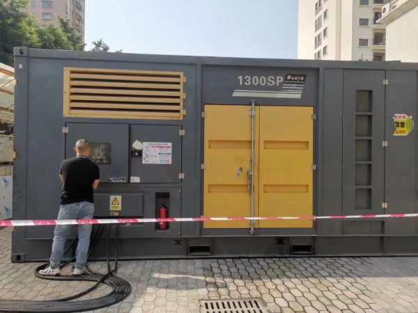 鼎湖500KW发电机组冬季应该配多大的启动电瓶？